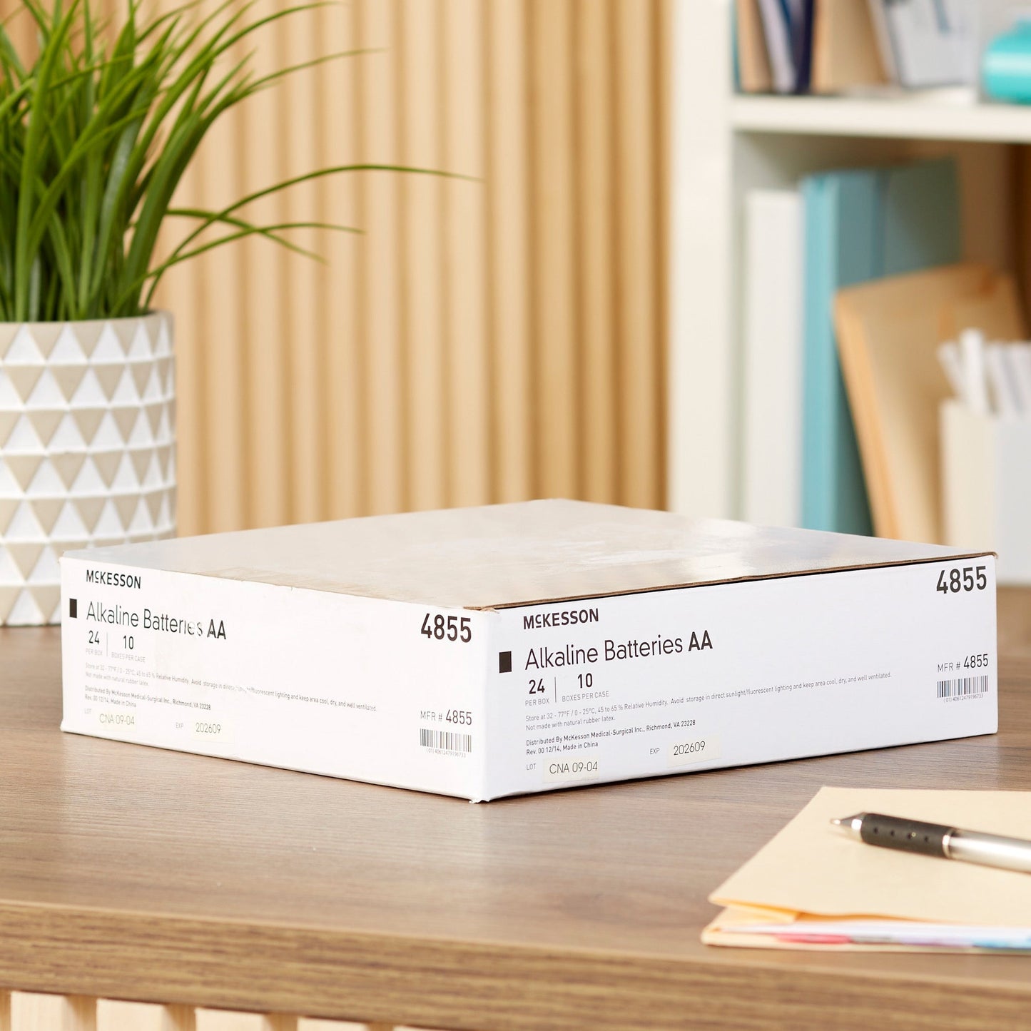 Alkaline Battery McKesson AA Cell 1.5V Disposable 24 Pack, Packaging Type- Box