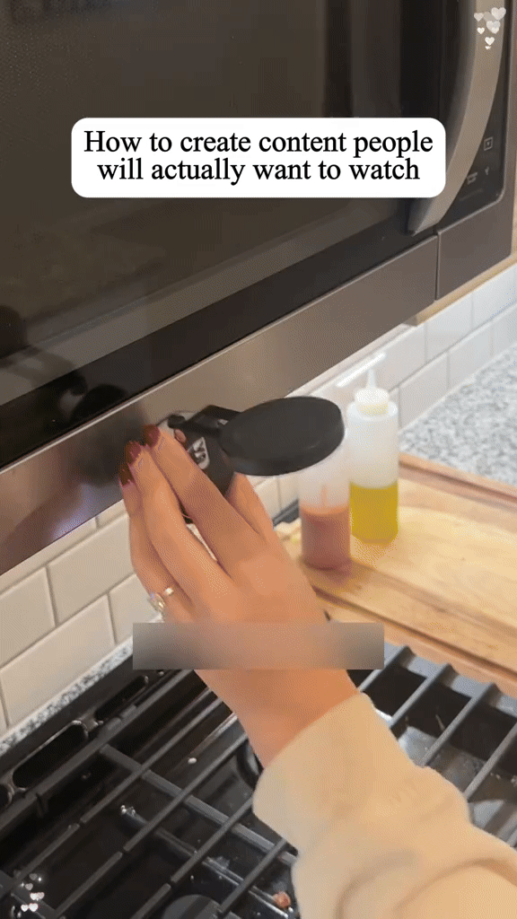 Airis Magnetic Vacuum Phone Holder – Hands-Free Car Mount with 360° Rotation