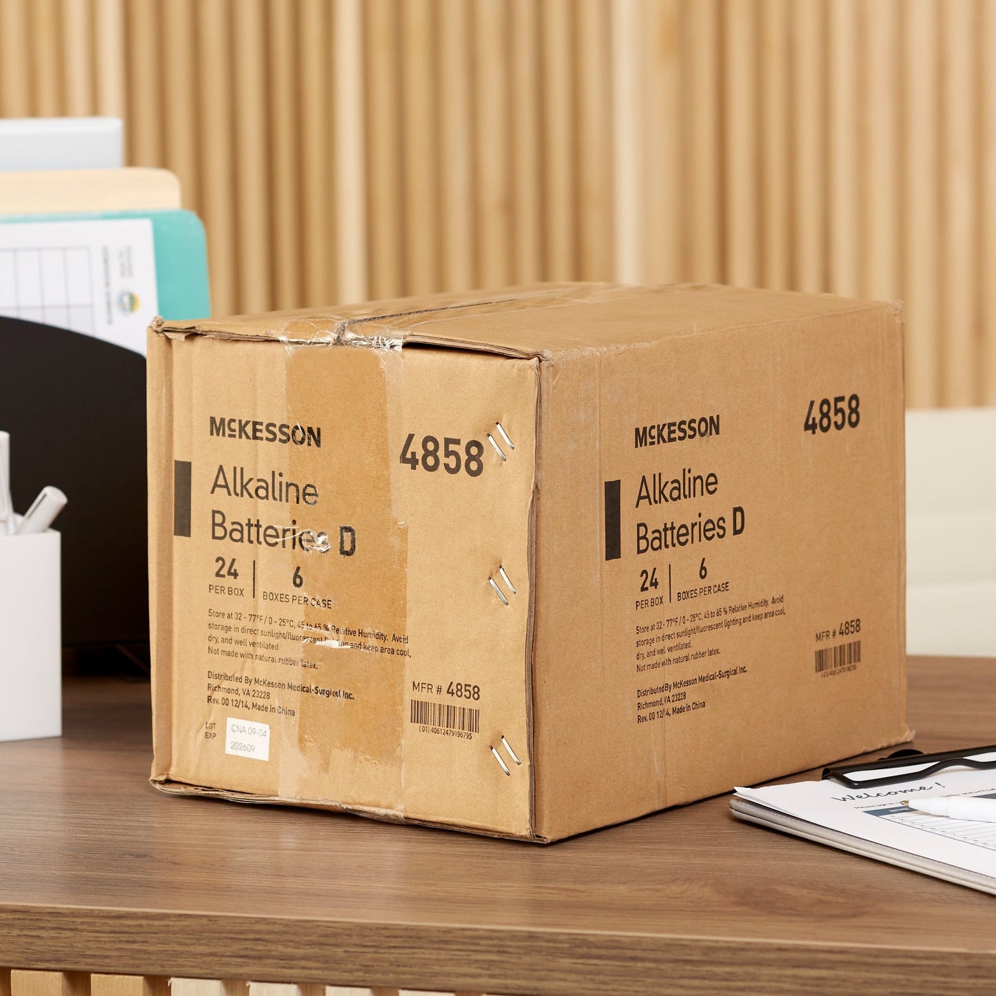 Alkaline Battery McKesson D Cell 1.5V Disposable 24 Pack, Packaging Type- Box